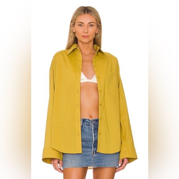 🛍️ L’Academie Eliora Button Down Top in Olive Green - Picture 2 of 5